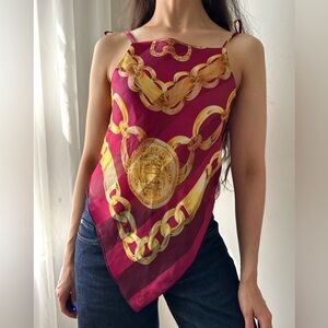 No brand CC chain scarf design top 
Fits like s-m